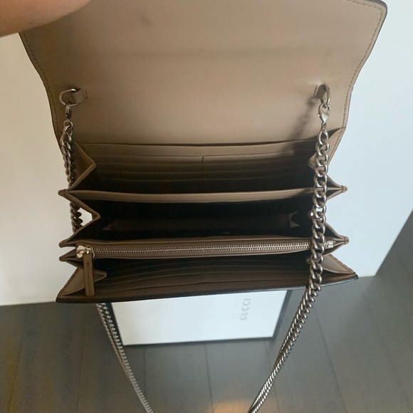 Gucci Wallet on a Chain - Picture 2 of 3